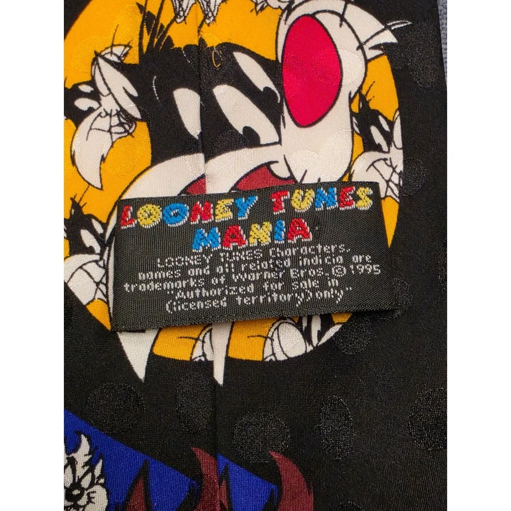 Vintage 1995 Looney Tunes Mania Silk Tie Bugs Bunny Daffy Taz Sylvester Black